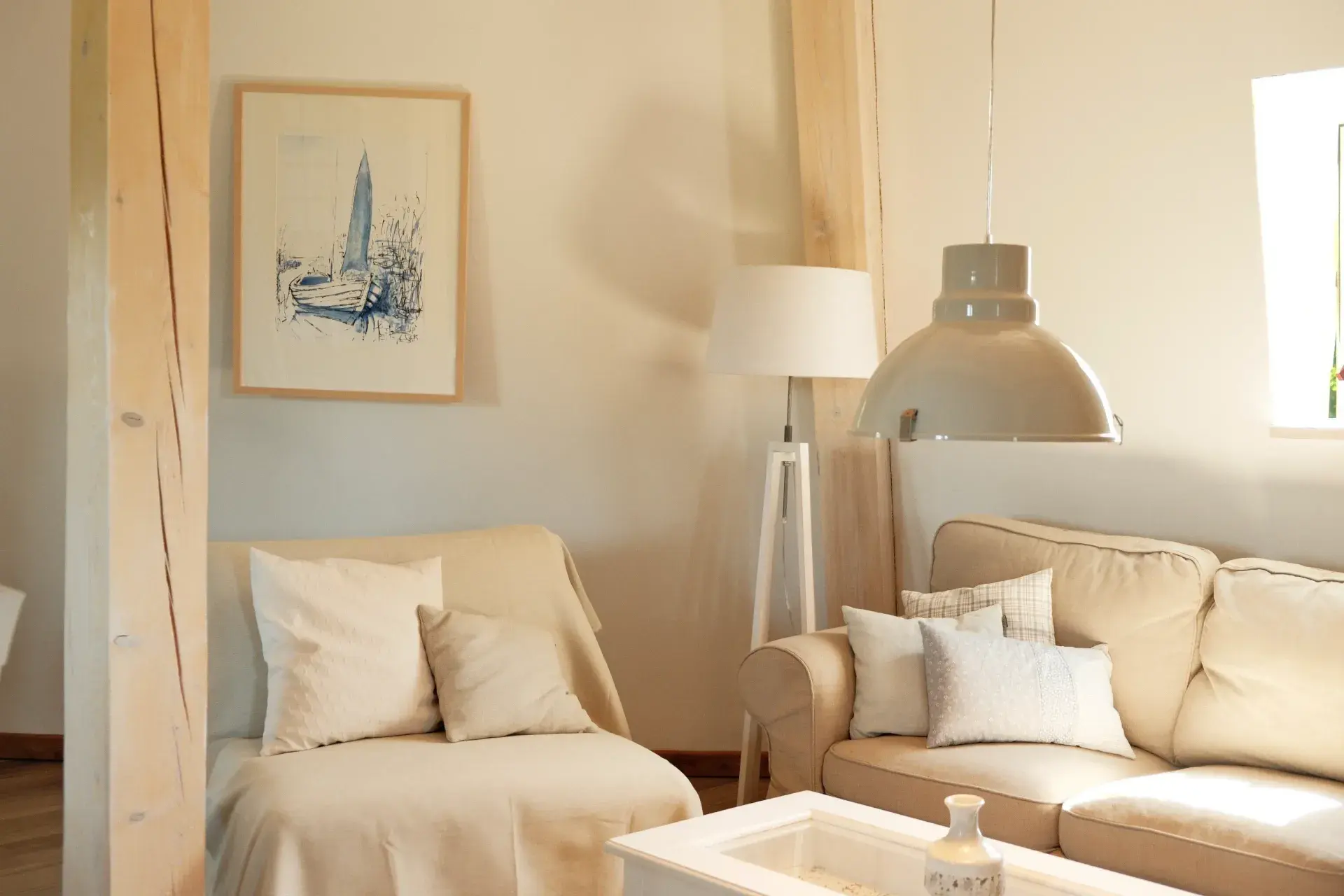 Heller Wohnbereich der Ferienwohnung Himmelsleiter